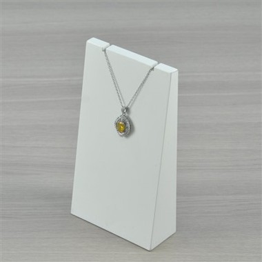 Display for Necklace